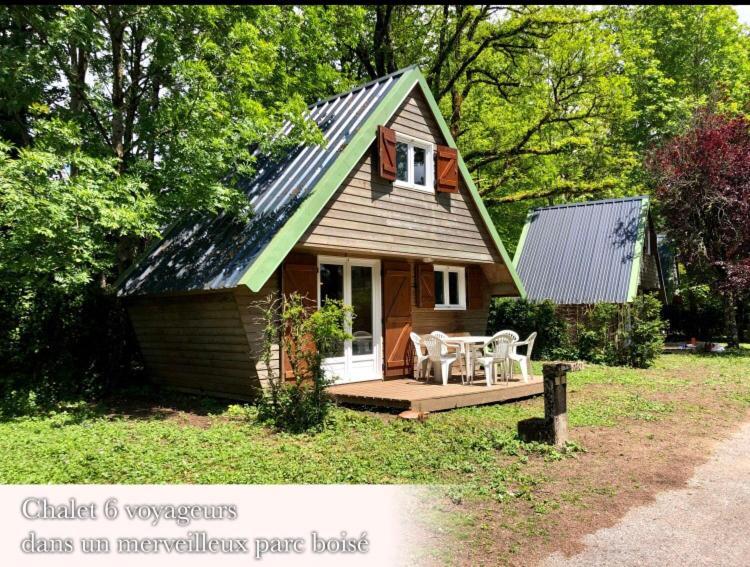 Chalet Dans Le Parc D'Un Manoir Du Xixeme Angles  Ngoại thất bức ảnh